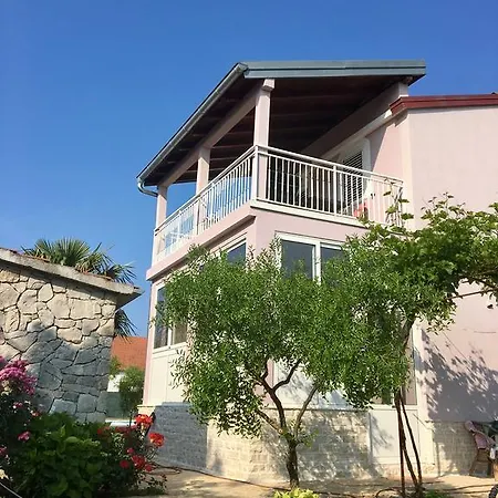 Gæstehus Krkahaus 3*