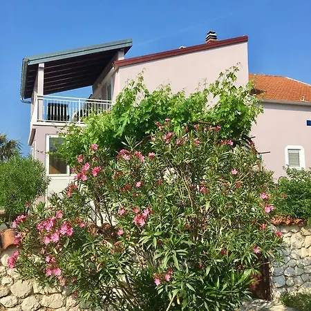 Guest house Krkahaus 3*