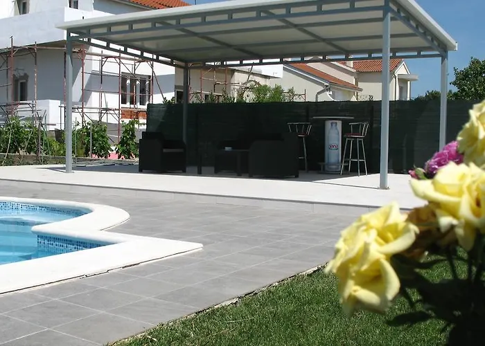 Krkahaus Гостевой дом Лозовац