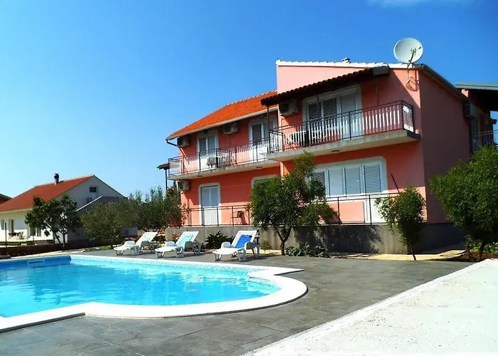 Krkahaus Лозовац