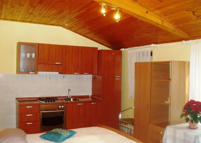 Krkahaus Гостевой дом Лозовац