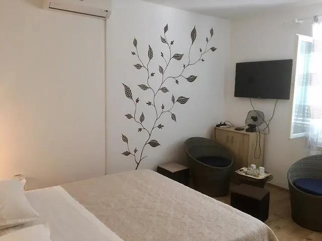 Πανσιόν Krkahaus Lozovac